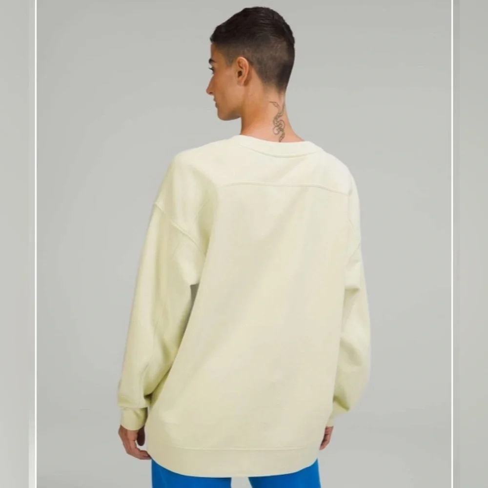 Womens Lululemon Perfectly Oversized Crew size 16